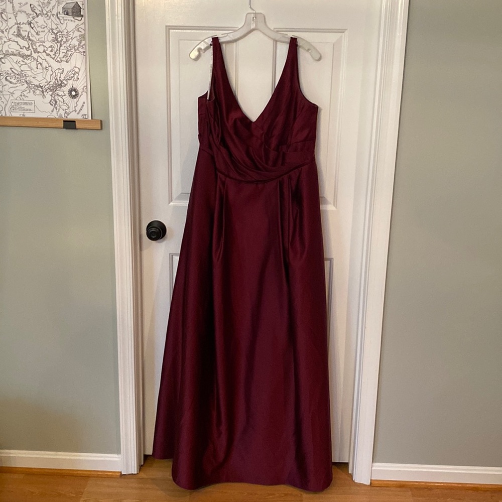 David’s Bridal Dress/Gown
